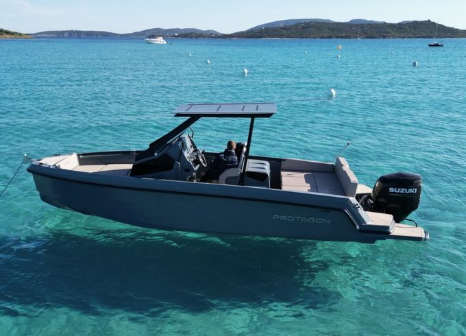 Protagon Yachts 25 Center Console