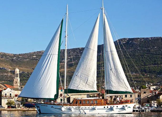 Yener-Yachts Queen of Adriatic