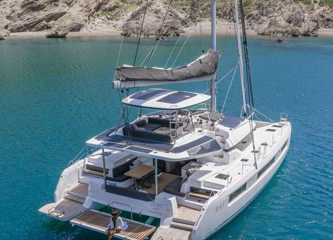Lagoon 51