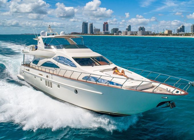Azimut 80