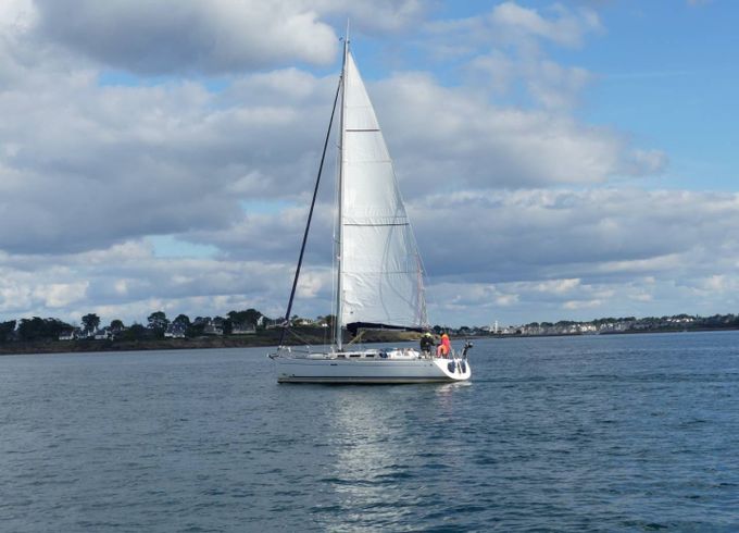 Dufour 40