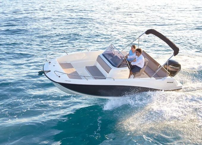 Quicksilver Activ 605 Open