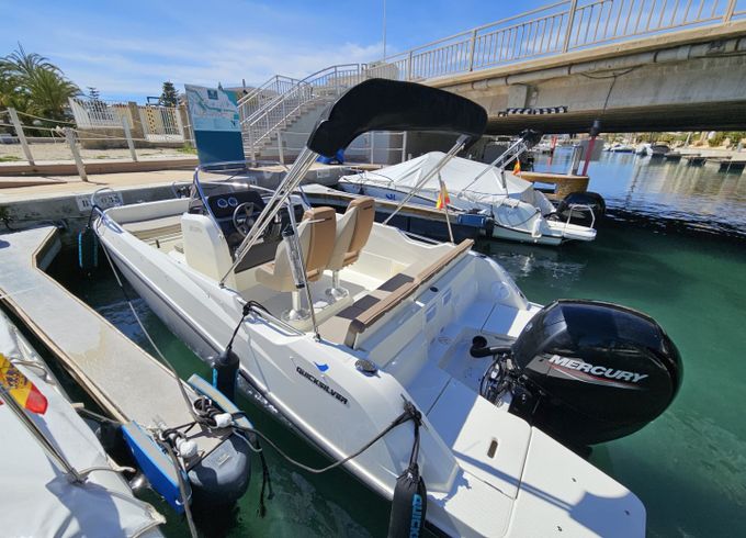 Quicksilver Activ 605 Sundeck