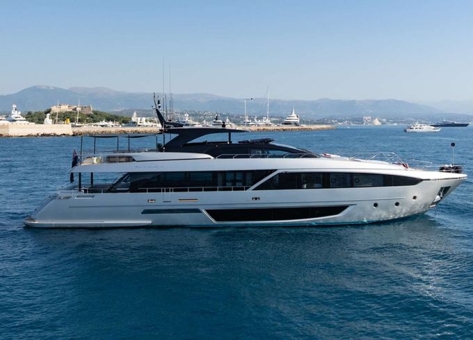 Riva BELLA DONNA