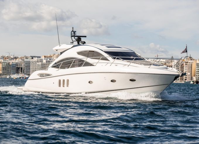Sunseeker Predator 52