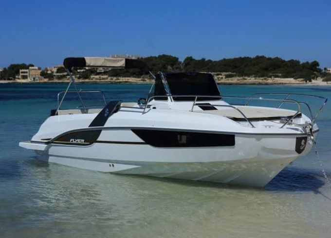 Bénéteau Flyer 8 SUNdeck