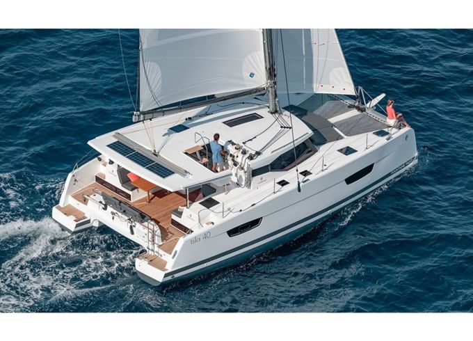 Fountaine Pajot Isla 40
