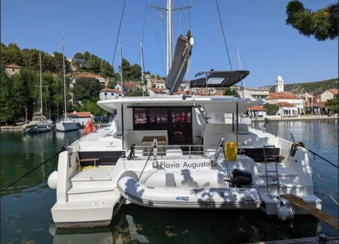 Fountaine Pajot Astrea 42