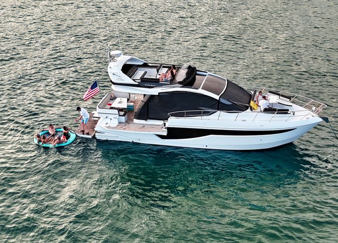 Galeon 470 Sky