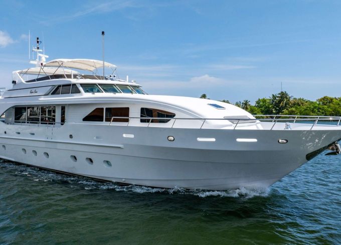 Intermarine Carpe Diem