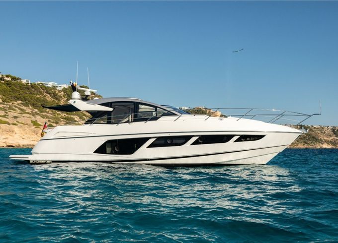Sunseeker Predator 57