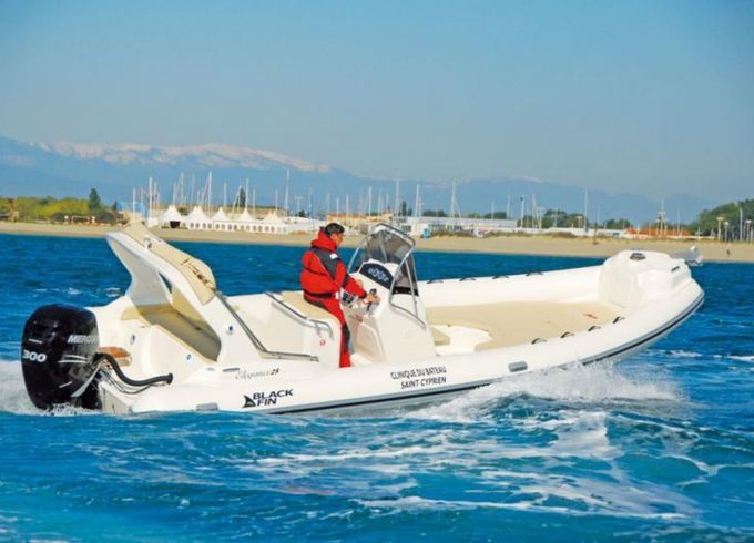 Nuova Jolly Blackfin 25 Elegance