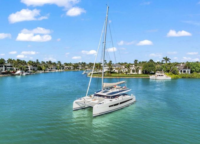 Fountaine Pajot HALCYON