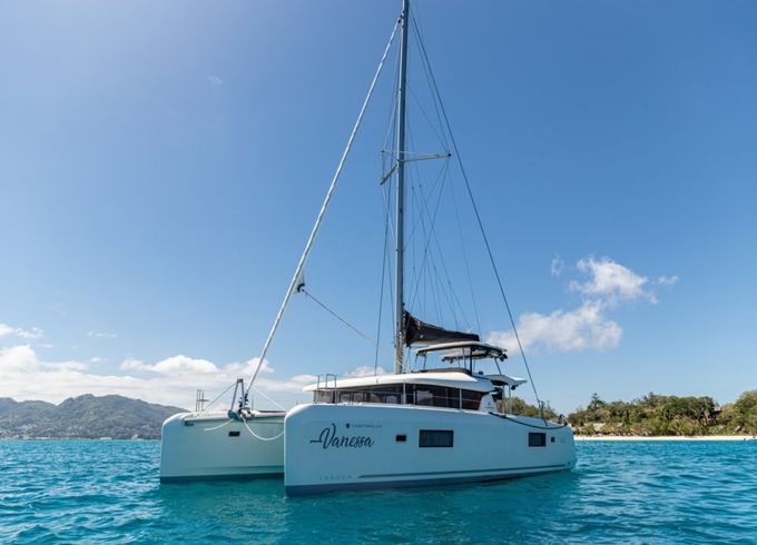 Lagoon 42