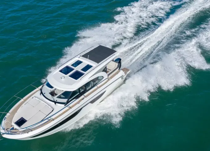 Bénéteau Antares 11