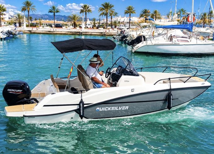 Quicksilver Activ 605 Open