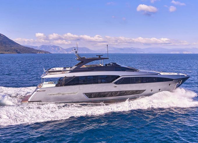Riva MENANGIO X