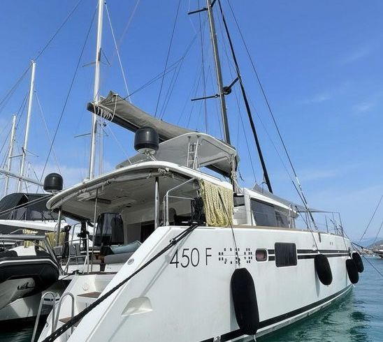 Lagoon 450 F