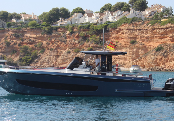 Italyure 38 sport