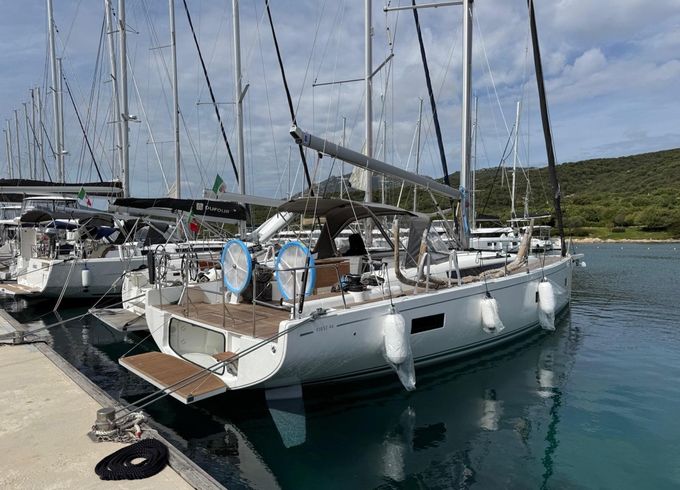 Bénéteau First 44