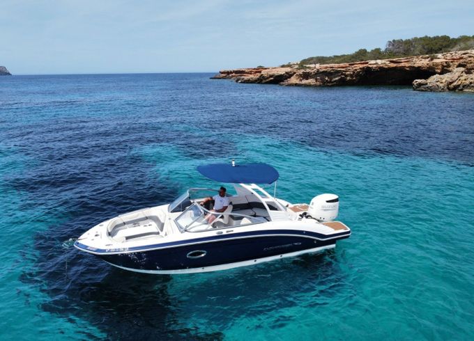 Chaparral Suncoast 230
