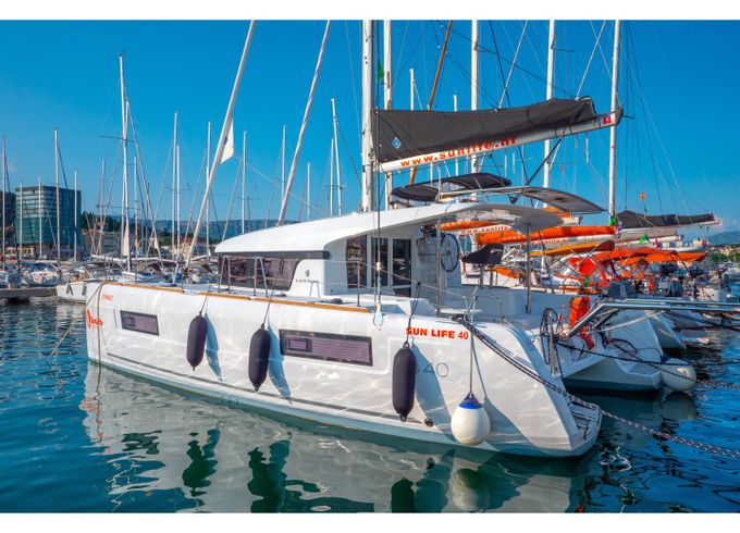 Lagoon 40