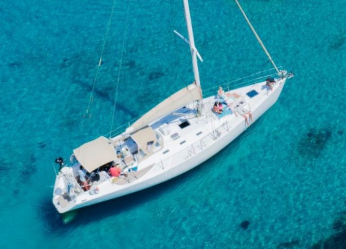 SWAN 52ft