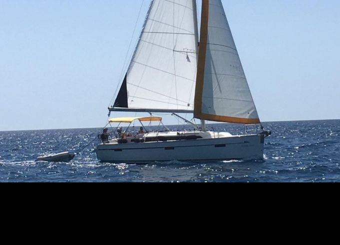Bavaria Cruiser 37