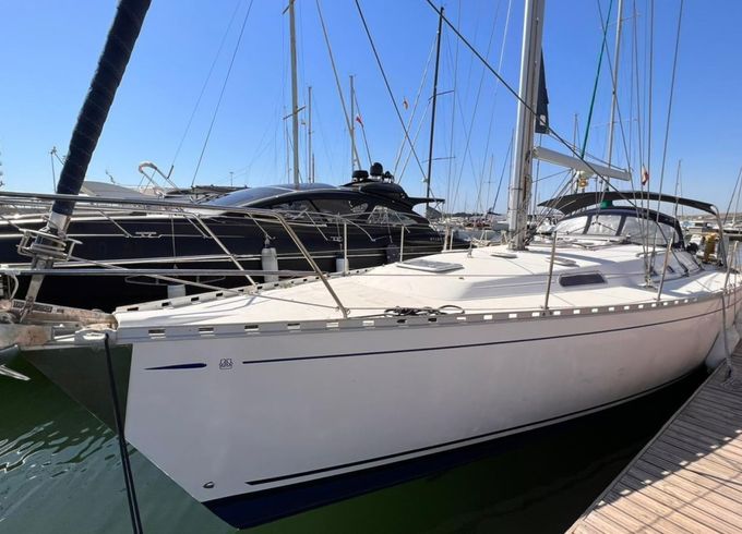 Dufour 43 Classic