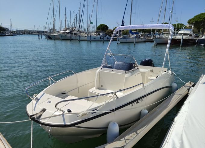 Quicksilver Activ 555 Open