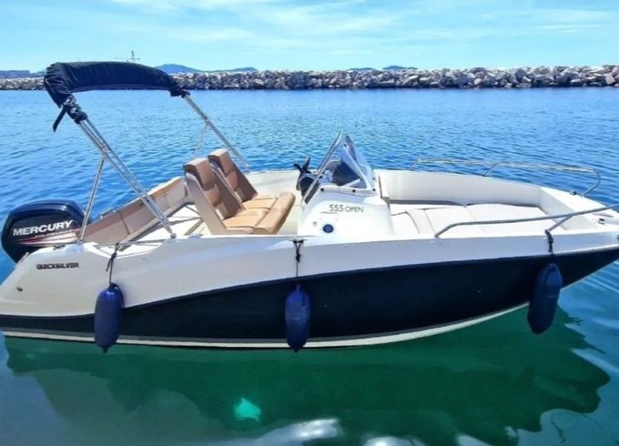 Quicksilver Activ 555 Open Edition Smart
