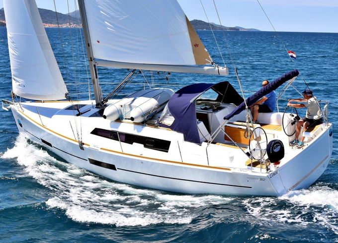 Dufour 382 Grand Large