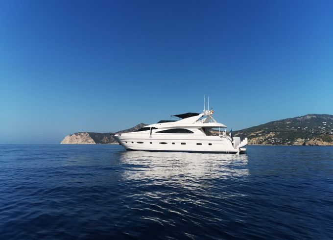Astondoa 82 GLX
