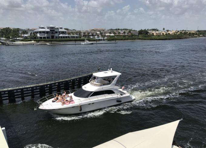Sea Ray 480
