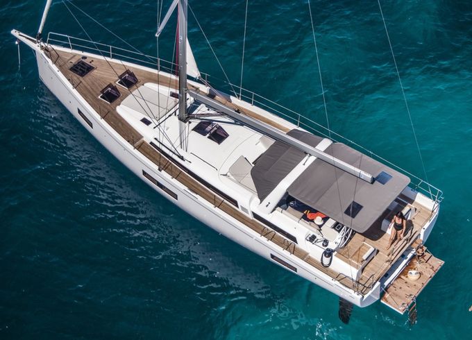 Bénéteau Oceanis Yacht 54