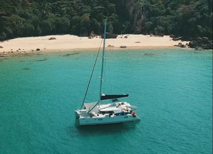 Lagoon 440