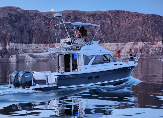 Cutwater 32CB