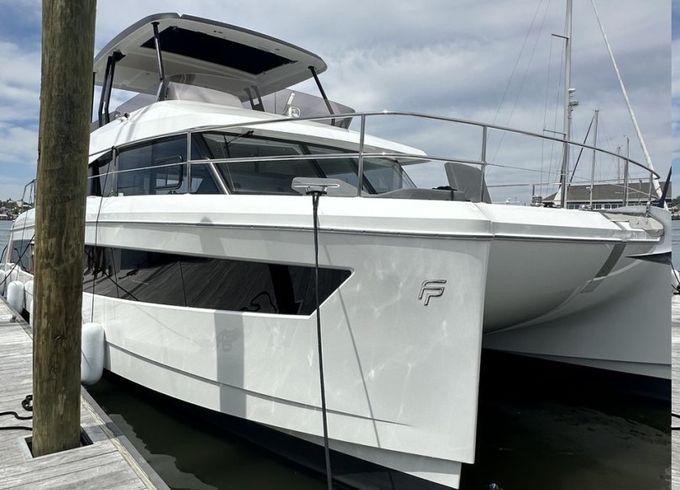 Fountaine Pajot MY6