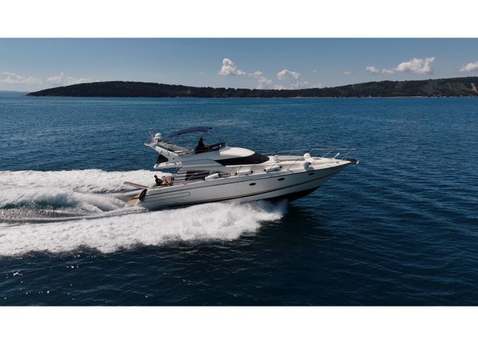 Sunseeker Manhattan 48 FLY