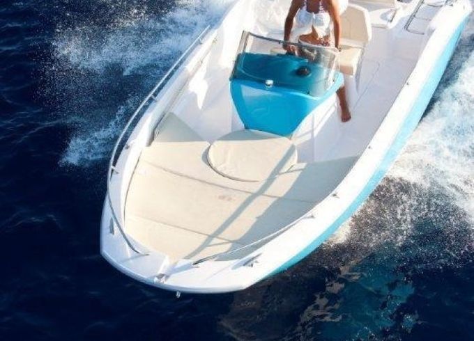 Sessa Marine Key Largo One