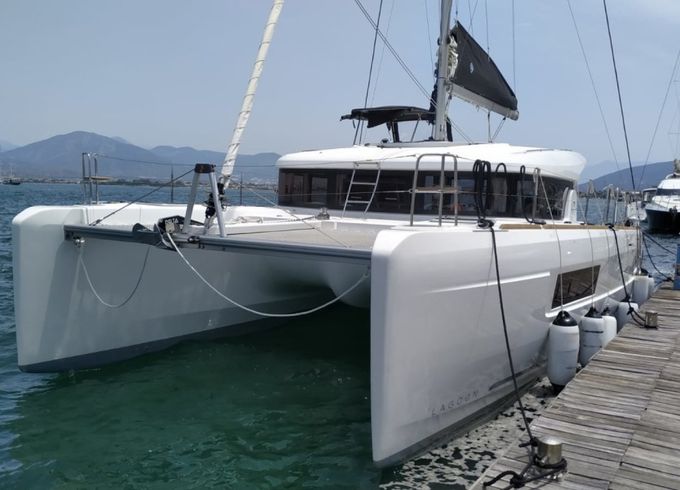 Lagoon 40