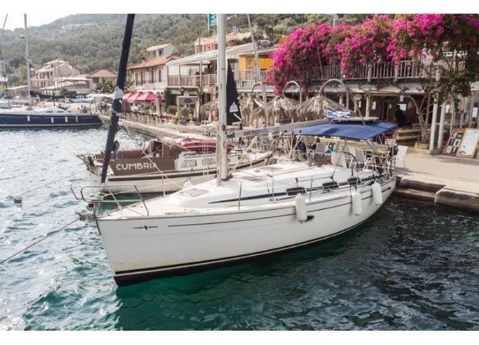 Bavaria 33
