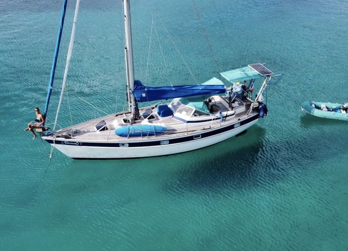 Hallberg-Rassy HR 352