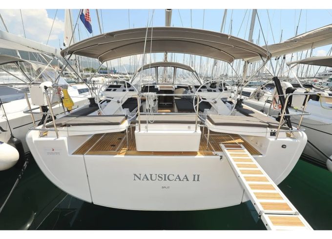 Hanse 588