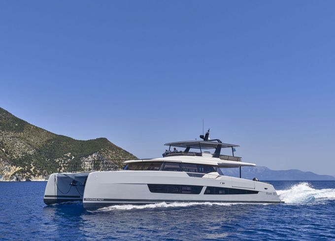 Fountaine Pajot CHRISTAL MIO 80