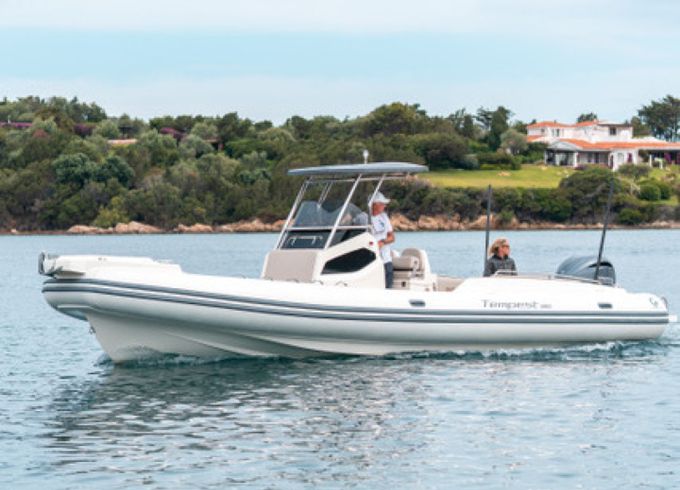 Capelli 900 Open 300 HP