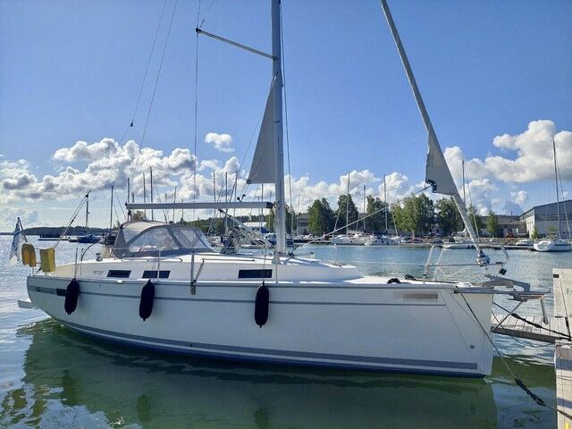 Bavaria 32 Cruiser