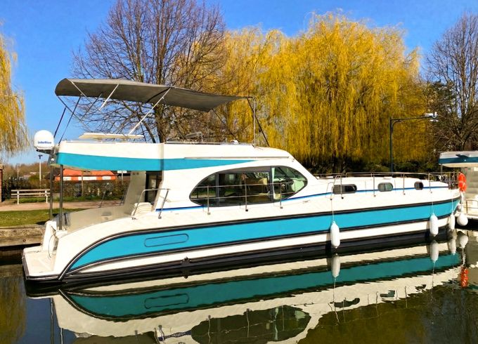 Nicols Yacht Nicols Sixto Fly C