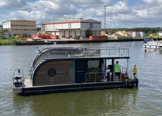 Nautilus Hausboote Apartmentboot maxi