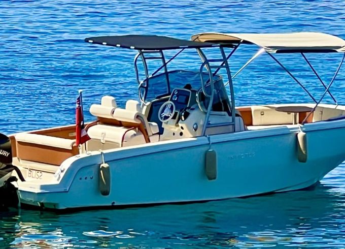 Invictus 270 FX